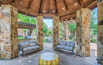 Outdoor lounge